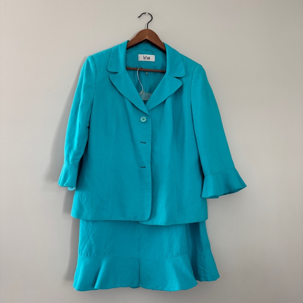 Le Suit | Aqua Blue Skirt Set (Size 14 or 16)